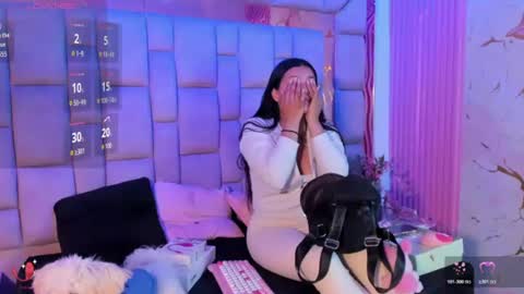 Snapshot of gisell_squirt chatting on 8, 7, 2026 gisell_squirt online show from 8, 7, 2026