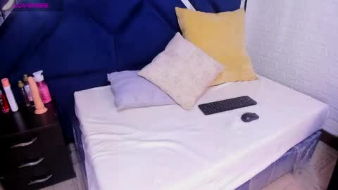Snapshot of gisselle_hh chatting on 27, 5, 2026 Gisselle online show from 27, 5, 2026