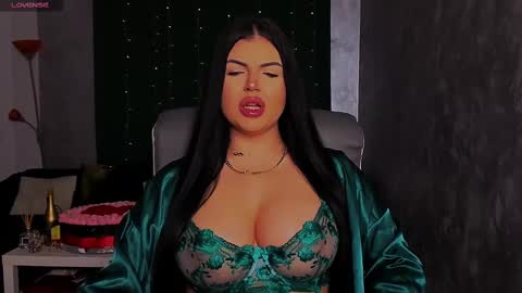 Snapshot of giulyalust chatting on 7, 3, 2025 Giulia online show from 7, 3, 2025