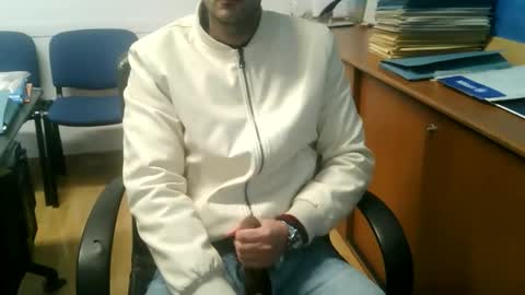 Snapshot of giuseppevai1 chatting on 22, 11, 2025 giuseppevai1 online show from 22, 11, 2025