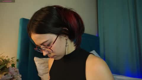 Agness online show from 17, 10, 2025