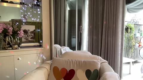 Gl1tter Barbie online show from 13, 1, 2025