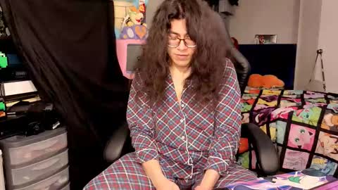 glaceon9 online show from 3, 12, 2025