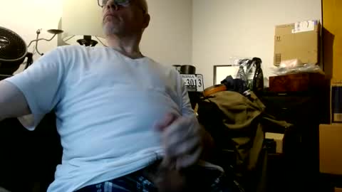 Snapshot of glaikind925958 chatting on 11, 6, 2026 glaikind925958 online show from 11, 6, 2026