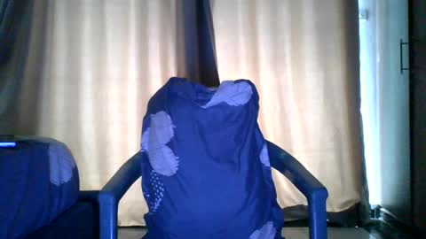 Snapshot of glane_ chatting on 24, 7, 2026 James online show from 24, 7, 2026
