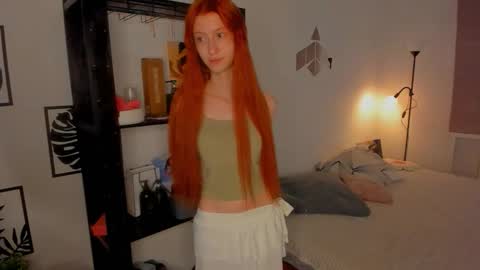 Snapshot of glassrift chatting on 24, 11, 2025 Elice online show from 24, 11, 2025