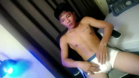 Snapshot of glenndou_daxs chatting on 12, 9, 2025 glenndou_daxs online show from 12, 9, 2025