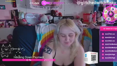Snapshot of glitchwitch chatting on 7, 1, 2025 Glitch online show from 7, 1, 2025