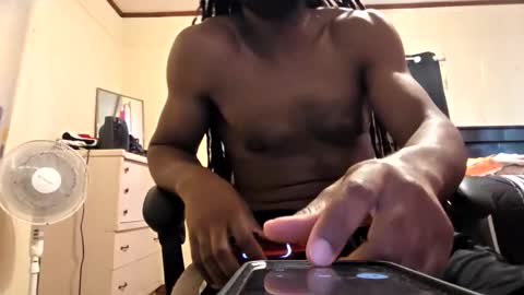 Snapshot of glomightyj chatting on 31, 3, 2026 glomightyj online show from 31, 3, 2026