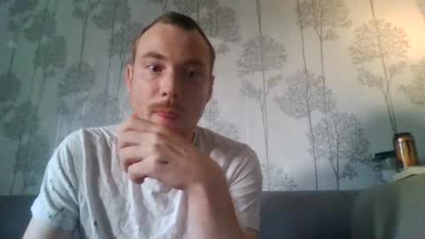 Snapshot of gloomy544481 chatting on 1, 10, 2025 gloomy544481 online show from 1, 10, 2025
