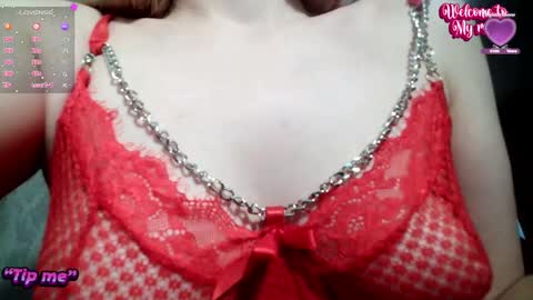 Snapshot of glossy_girl_1 chatting on 23, 12, 2024 Roxy online show from 23, 12, 2024
