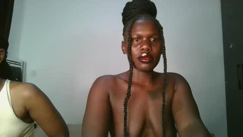 Snapshot of glossybabe77 chatting on 2, 3, 2026 glossybabe77 online show from 2, 3, 2026