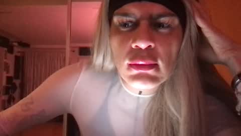 Glow Goddess online show from 12, 1, 2026