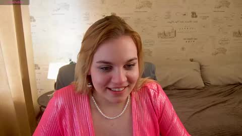 Snapshot of glow_margo chatting on 25, 5, 2026 Margo online show from 25, 5, 2026