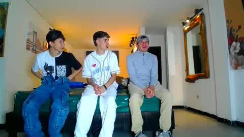 Snapshot of gnecos chatting on 30, 5, 2026 THOMAS AND DAMIAND online show from 30, 5, 2026