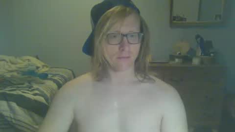 Snapshot of gnger31foru chatting on 2, 12, 2024 Steven Meadow online show from 2, 12, 2024