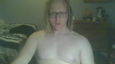 Snapshot of gnger31foru chatting on 4, 12, 2024 Steven Meadow online show from 4, 12, 2024