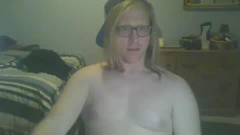 Snapshot of gnger31foru chatting on 15, 12, 2024 Steven Meadow online show from 15, 12, 2024