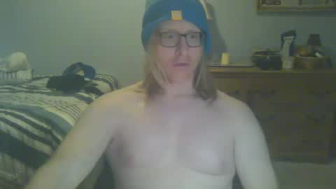 Snapshot of gnger31foru chatting on 16, 12, 2024 Steven Meadow online show from 16, 12, 2024