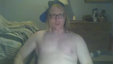 Snapshot of gnger31foru chatting on 21, 12, 2024 Steven Meadow online show from 21, 12, 2024