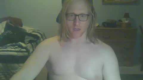 Snapshot of gnger31foru chatting on 3, 2, 2025 Steven Meadow online show from 3, 2, 2025