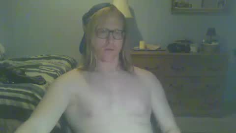 Snapshot of gnger31foru chatting on 12, 2, 2025 Steven Meadow online show from 12, 2, 2025