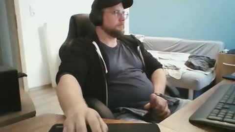 gnik_labinnah online show from 31, 3, 2026