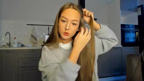 Lina online show from 17, 12, 2025