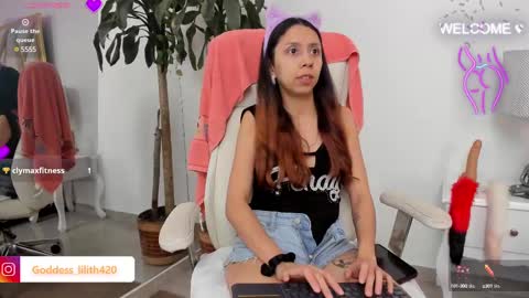Snapshot of goddess__lilith_ chatting on 15, 12, 2024 Lilith online show from 15, 12, 2024