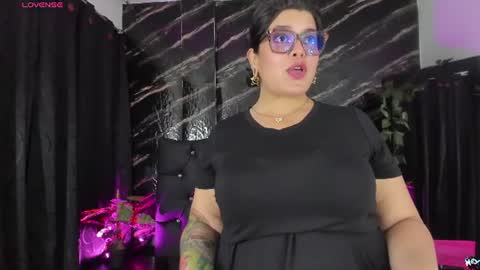 Snapshot of goddess_arethaozz chatting on 21, 6, 2026 Aretha online show from 21, 6, 2026