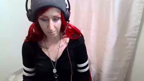 Snapshot of goddess_ivy_kaos chatting on 20, 11, 2025 goddess_ivy_kaos online show from 20, 11, 2025