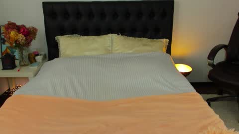 Katrin online show from 14, 10, 2025