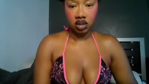Snapshot of goddessdaisysky chatting on 23, 7, 2026 Goddess Daisy Sky online show from 23, 7, 2026