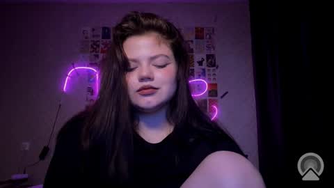 Snapshot of goddessdarina chatting on 9, 9, 2025 goddessdarina online show from 9, 9, 2025
