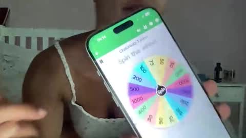 Snapshot of goddesselxo chatting on 7, 6, 2026 Goddess L online show from 7, 6, 2026