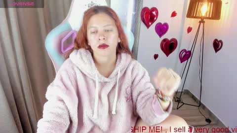 Snapshot of goddessjessica_roger chatting on 17, 2, 2025 Goddess Jessica and slave Roger online show from 17, 2, 2025