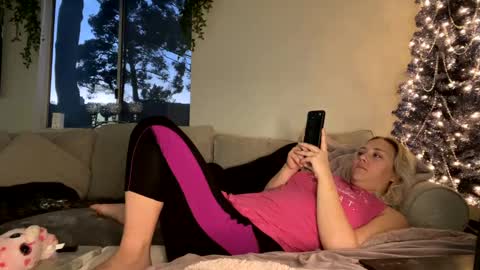 GoddessMayvn online show from 20, 12, 2024