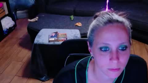 Snapshot of goddessnovax chatting on 25, 5, 2026 Goddess Nova X online show from 25, 5, 2026
