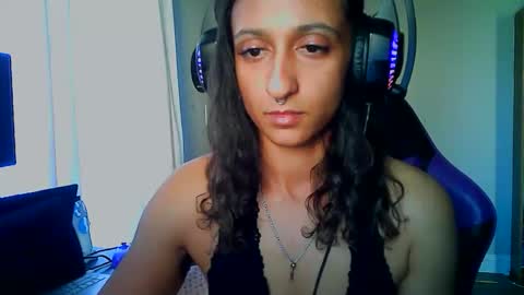 goddessvikkii online show from 15, 1, 2026