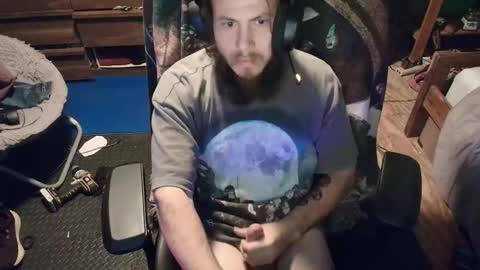 Snapshot of godmangod chatting on 12, 10, 2025 jimmyjohnameson online show from 12, 10, 2025