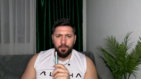 Snapshot of gold_alpha_boy chatting on 29, 4, 2026 gold_alpha_boy online show from 29, 4, 2026