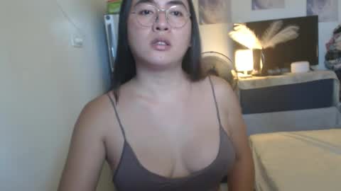 Snapshot of goldbella_ chatting on 29, 4, 2026 bella online show from 29, 4, 2026