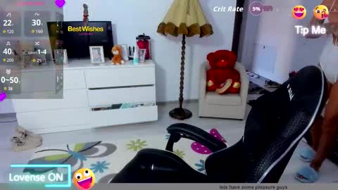 Nicole.. online show from 16, 9, 2025