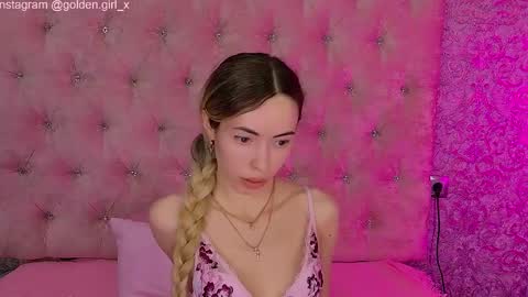 golden girl   online show from 25, 2, 2026