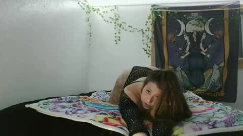 XxPretentious PeachxX online show from 11, 4, 2026