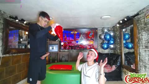 Snapshot of goldenjoi chatting on 24, 12, 2024 GOLDENJOI online show from 24, 12, 2024