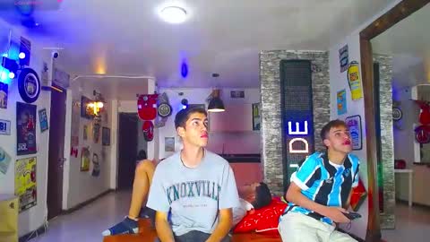 Snapshot of goldenjoi chatting on 9, 3, 2025 GOLDENJOI online show from 9, 3, 2025