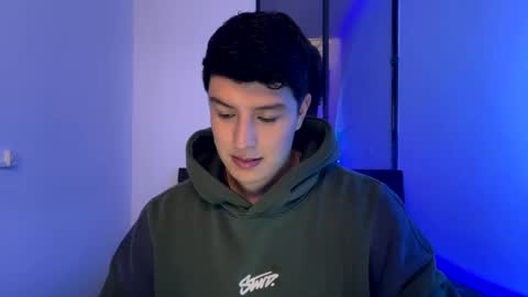 goldenknight33 online show from 14, 11, 2025