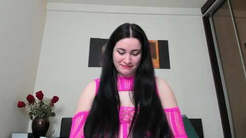 Luna online show from 2, 4, 2026