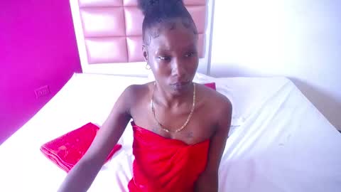 Snapshot of goldenn_ass1 chatting on 9, 10, 2025 goldenn_ass1 online show from 9, 10, 2025